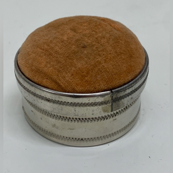 Mid Century Antique Mirrored Pin Cushion Sewing Kit - Picture 3 of 16